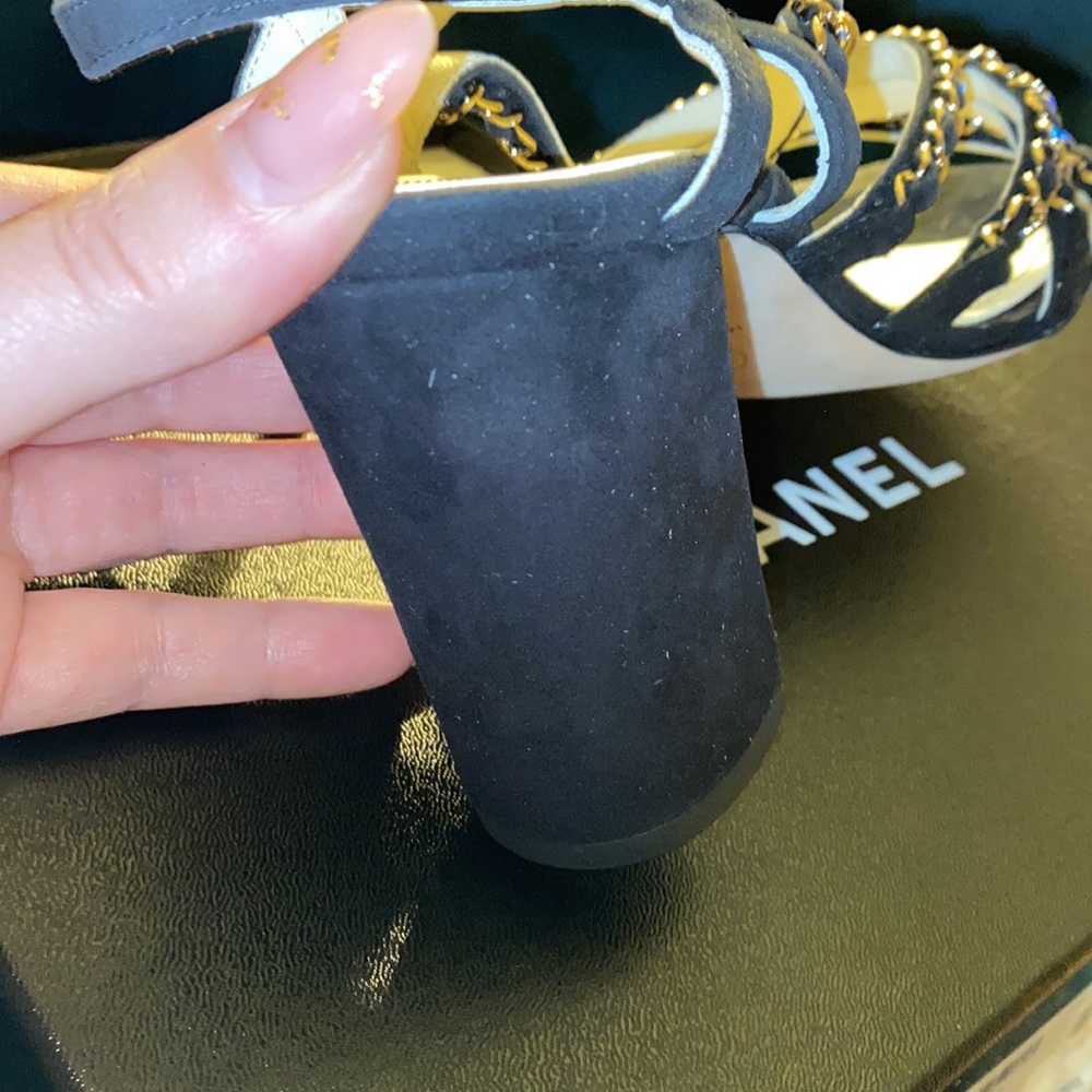 Chanel Black New Kid Suede 19p Strappy Chain Heels - Picture 9 of 9